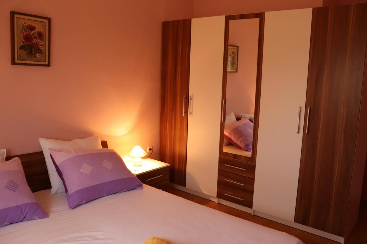 Apartments Vesna Banjol Room photo
